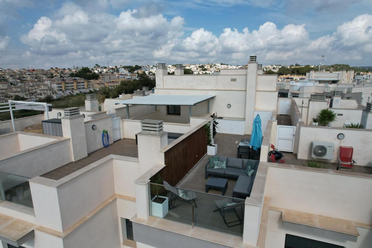 Luxurious Flat & Private Rooftop In Villamartin Orihuela Costa Dehesa de Campoamor  Exteriér fotografie